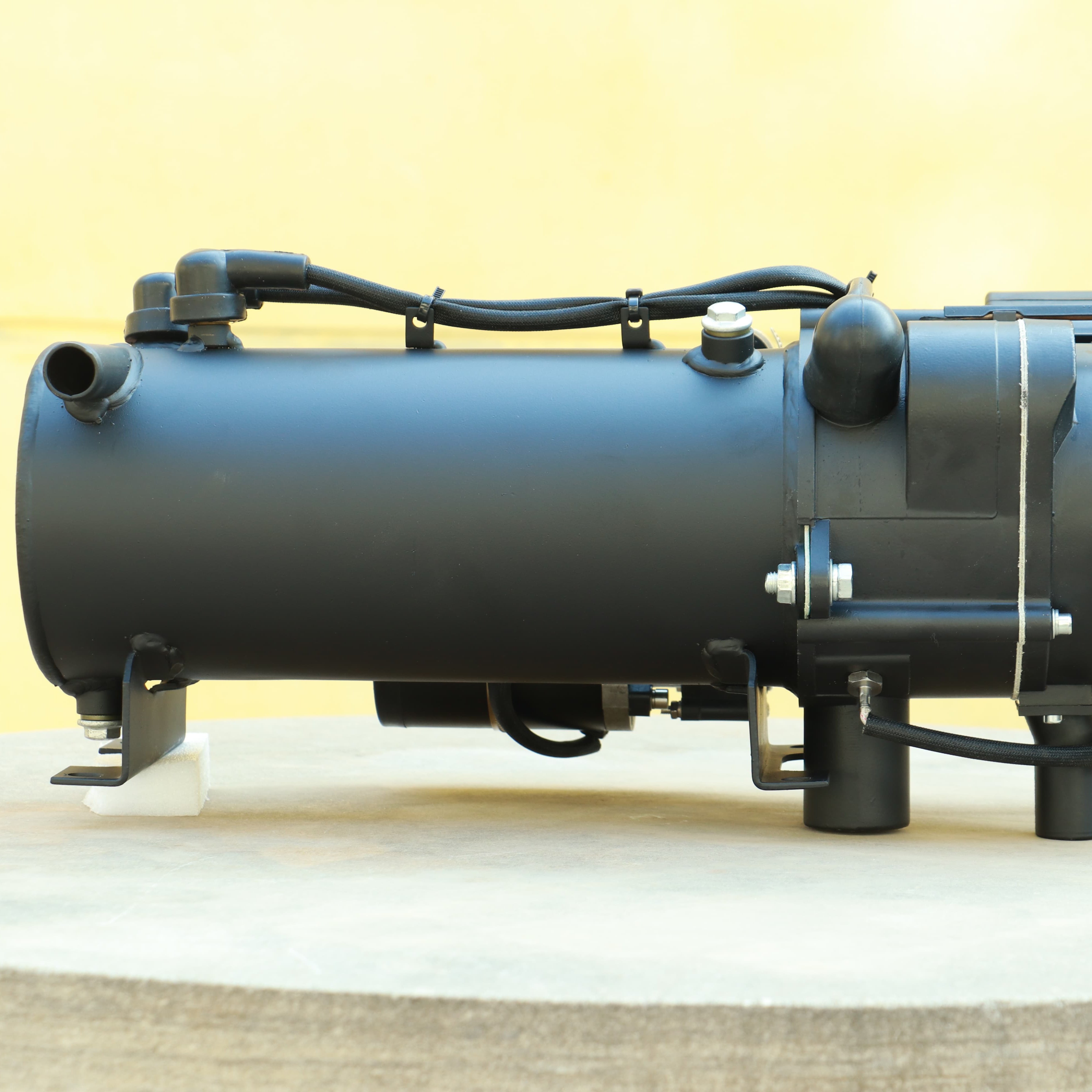 Factory Price DC 12V DC 24V 16KW Parking Liquid Heater for Large and Medium Buses Ships Heavy Trucks